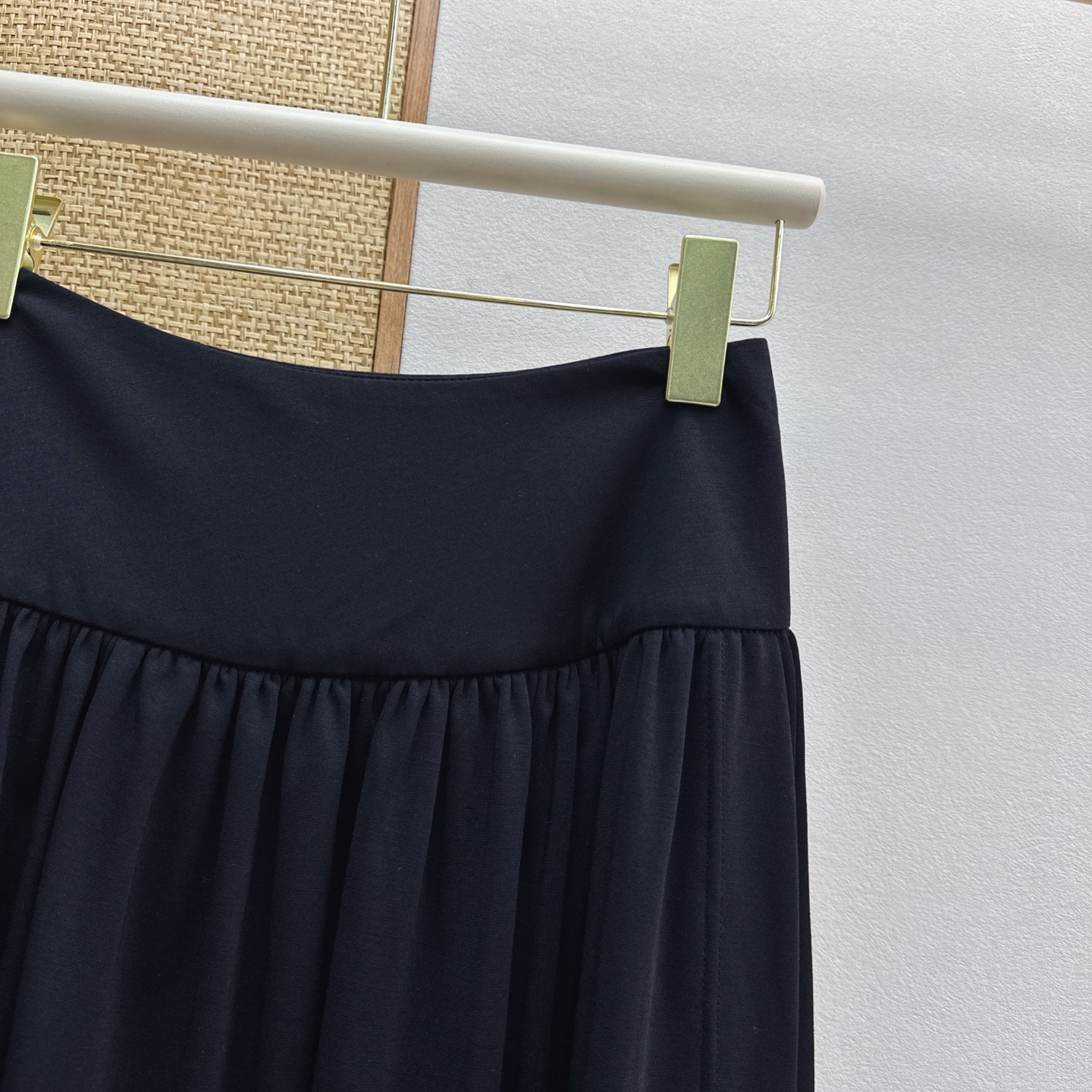 skirts and dresses woman